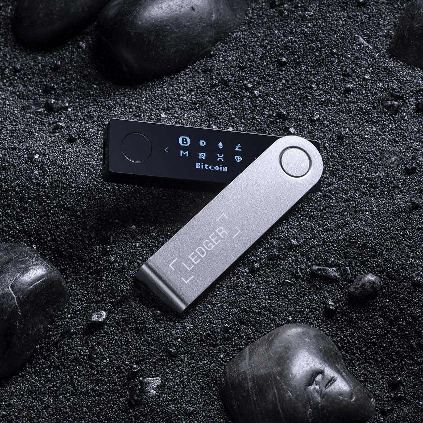 Nano X Crypto Hardware Wallet schwarz